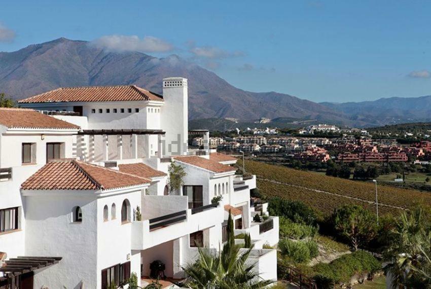 Luxury Apartment Set In Dona Julia Golf Course Casares Bagian luar foto